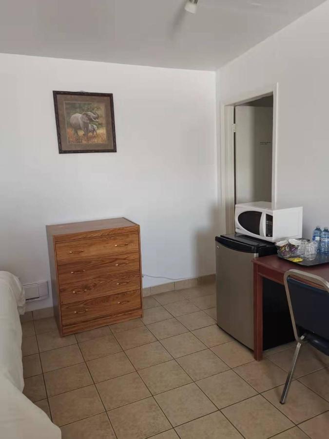 Dundurn Motel Luaran gambar