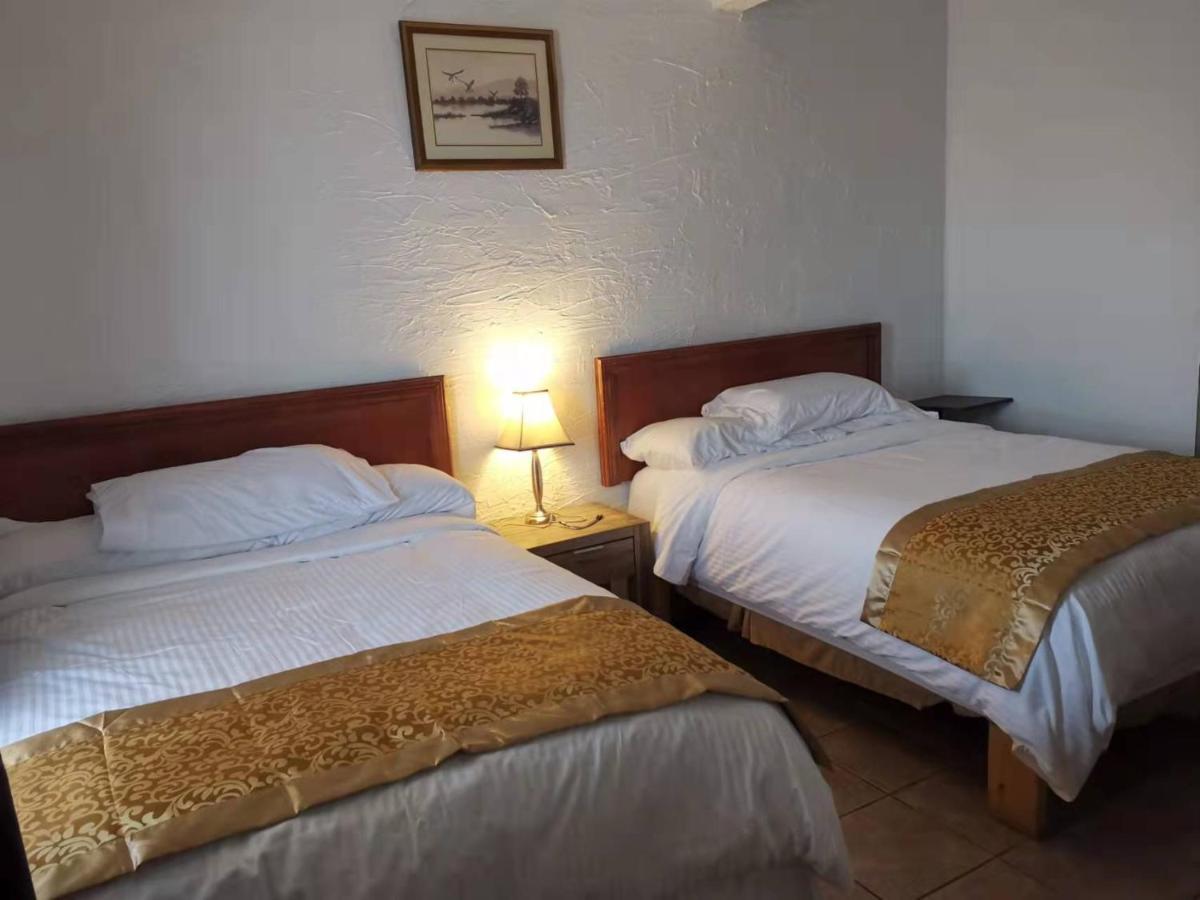 Dundurn Motel Luaran gambar