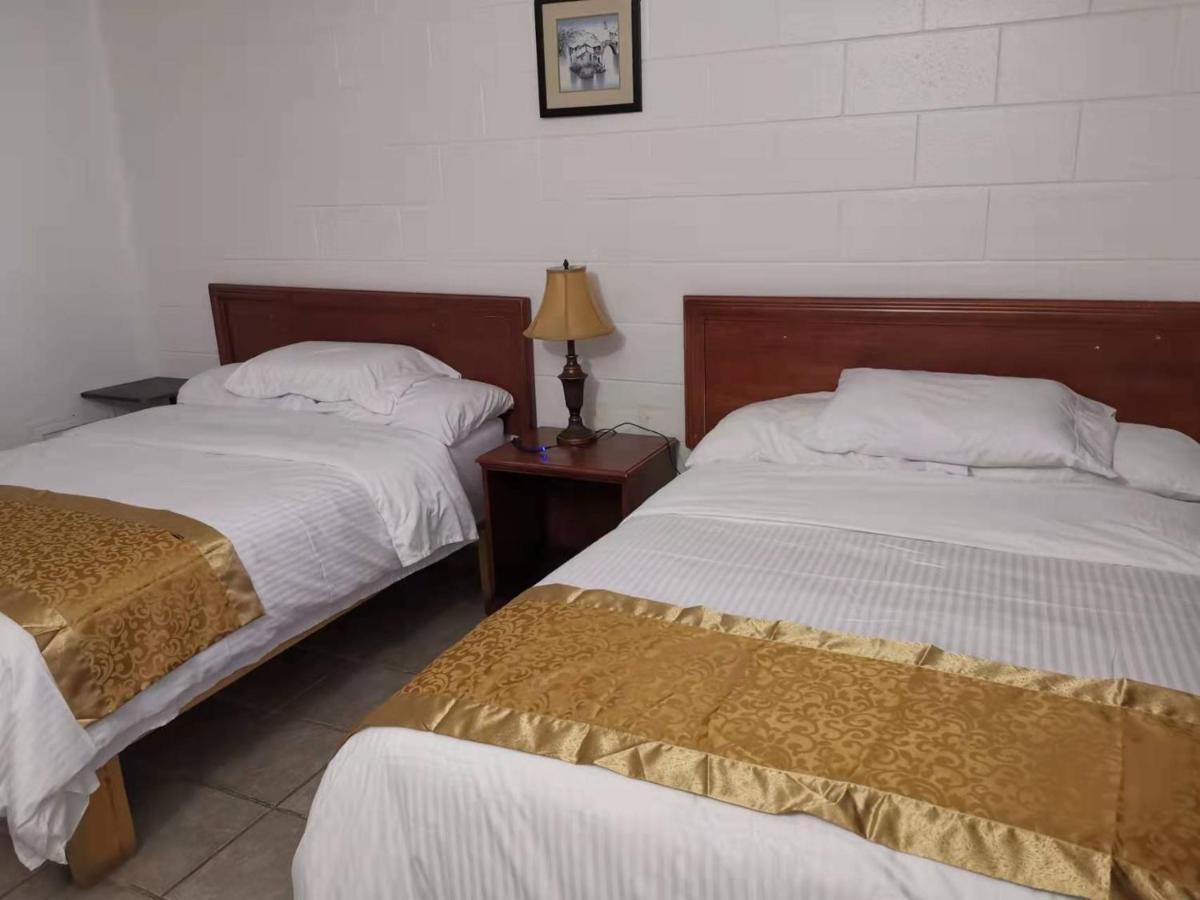 Dundurn Motel Luaran gambar