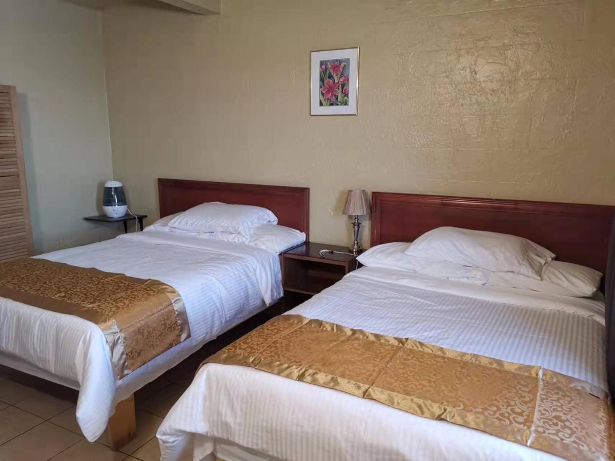 Dundurn Motel Luaran gambar
